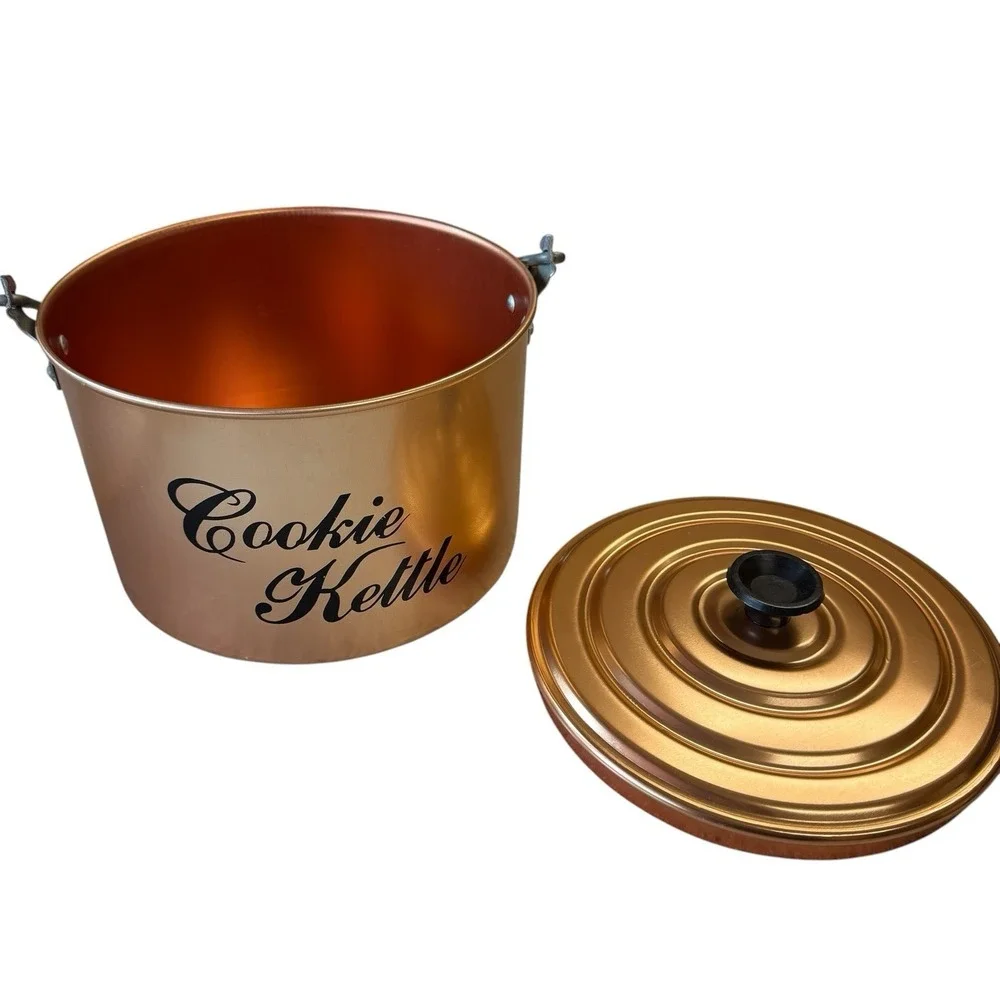 Vintage Copper Anodized Aluminum Cookie Kettle Canister Bail Handle Lid MCM GUC